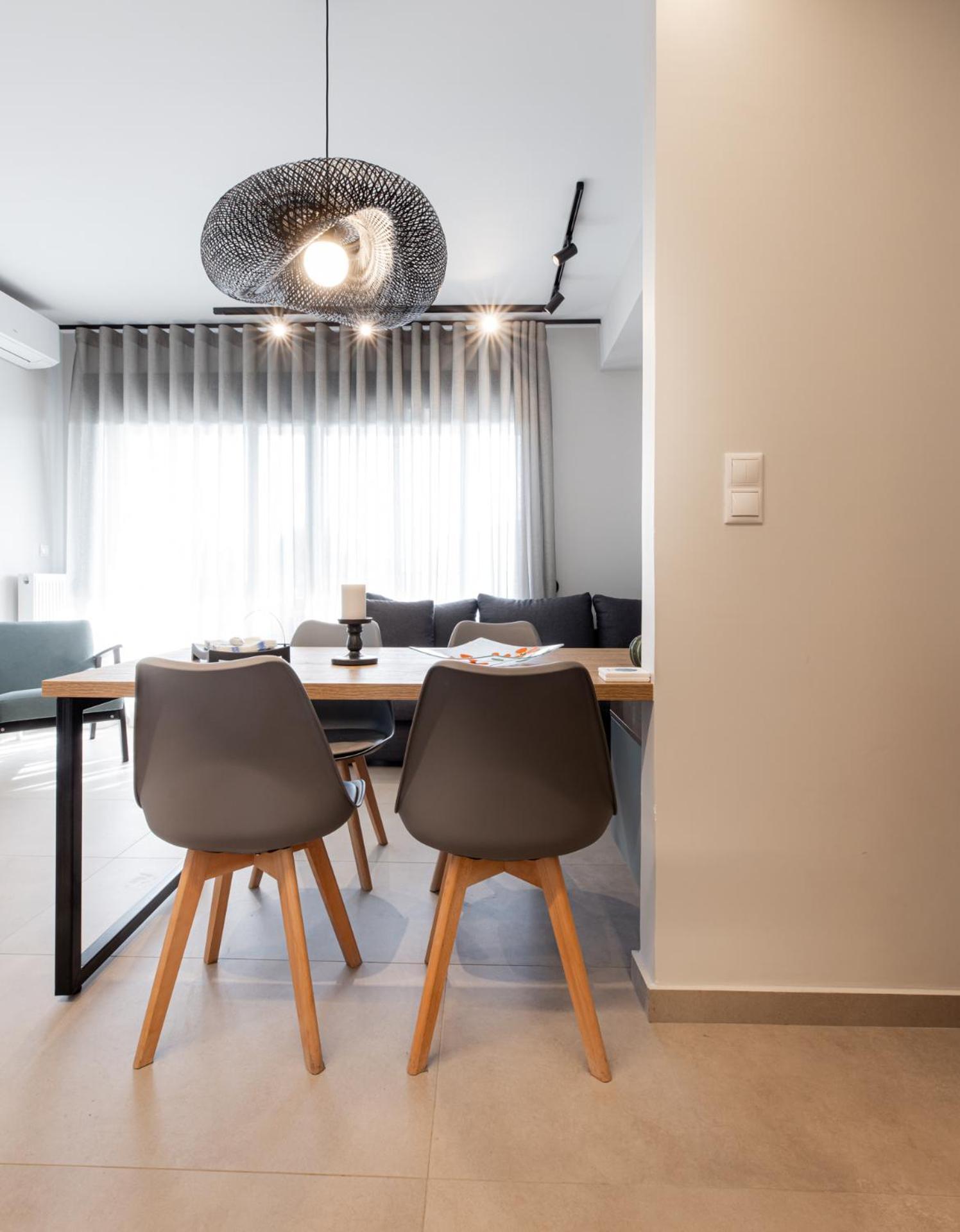 Appartement Cozy In Kalamaria, *